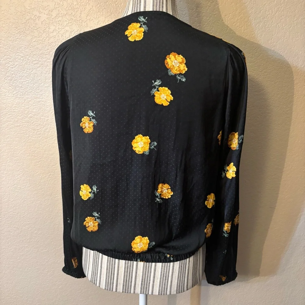 Madewell Top Small Bubble-Sleeve Wrap Top Black Floating Florets Yellow Floral - Picture 7 of 16